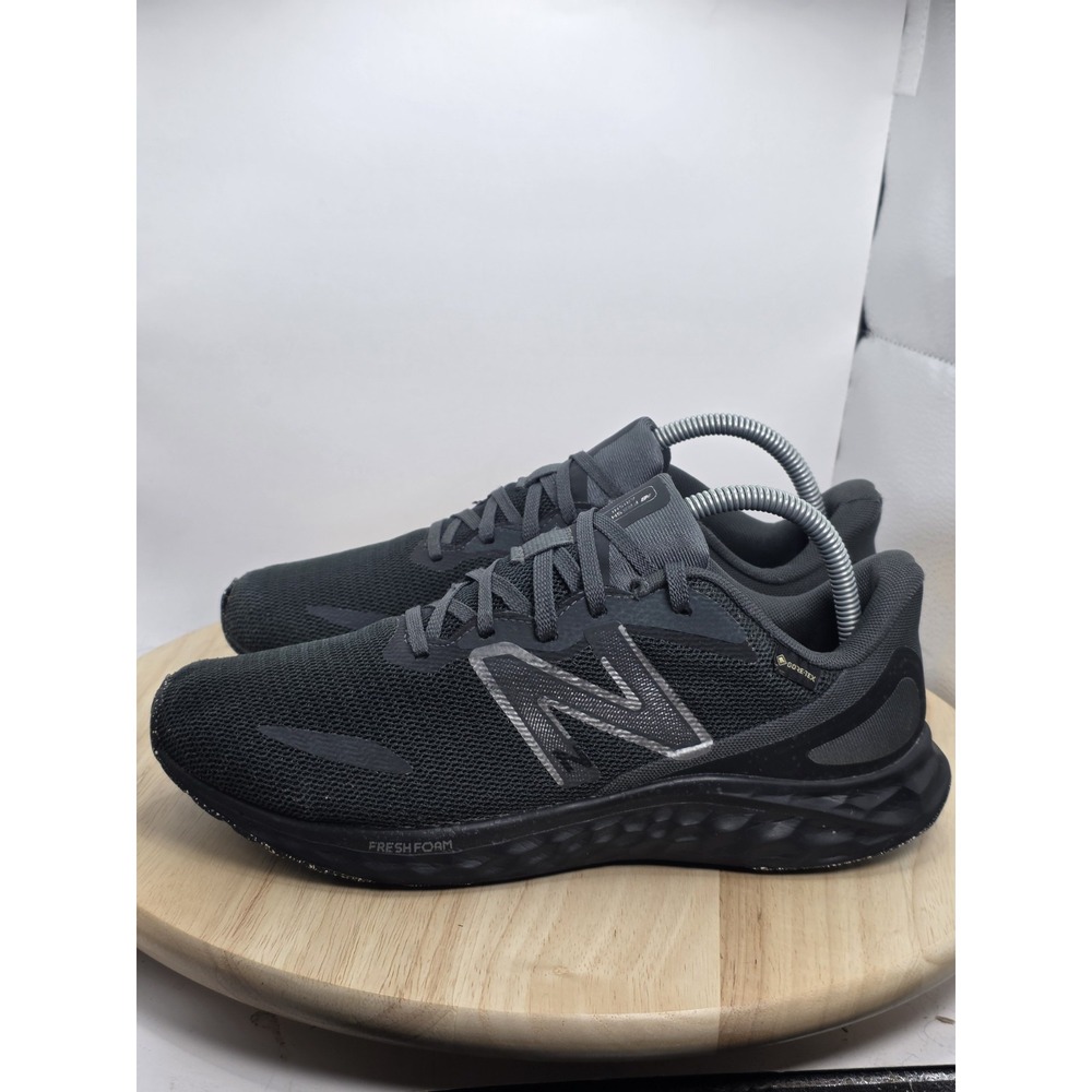 Men Sz 9 - New Balance Fresh Foam Arishi v4 GTX Gore-Tex Waterproof Running Shoe